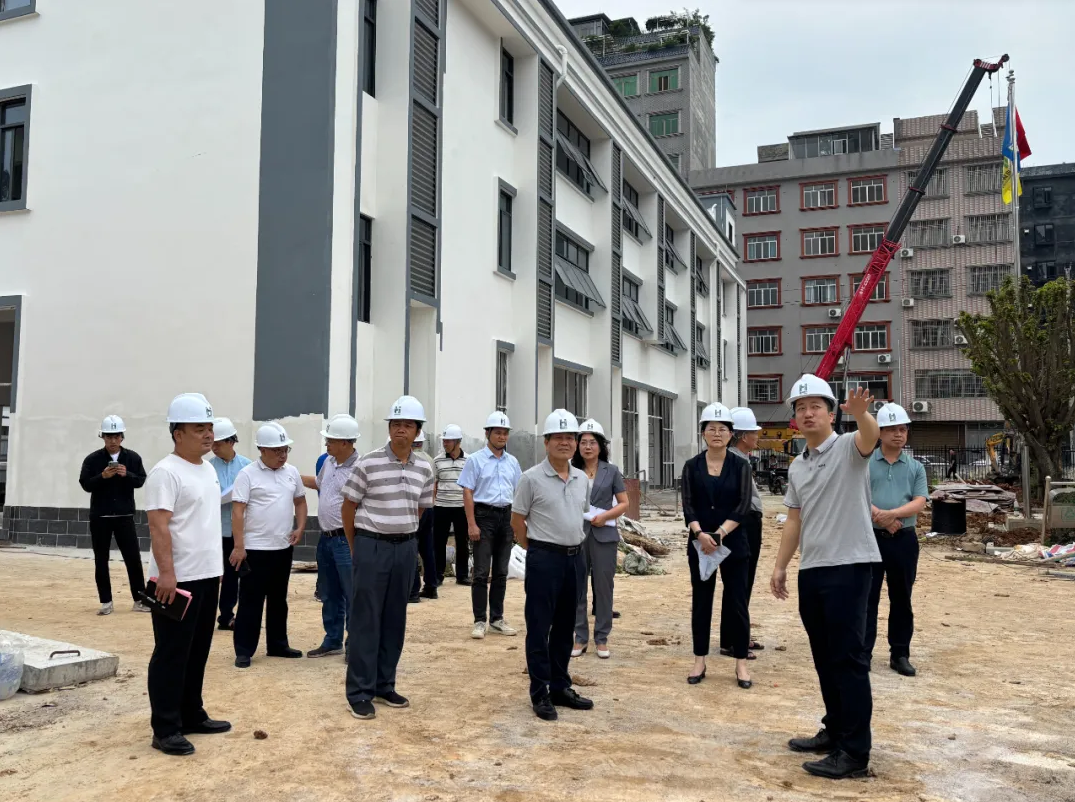 贵港市人大常委会到华鸿水务集团桂平项目调研