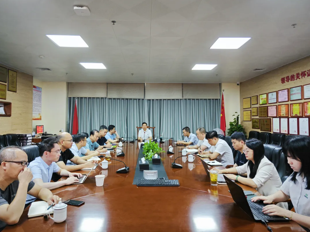 学政策 增信心 强发展——华鸿水务集团组织《中华人民共和国民营经济促进法》专题学习研讨会